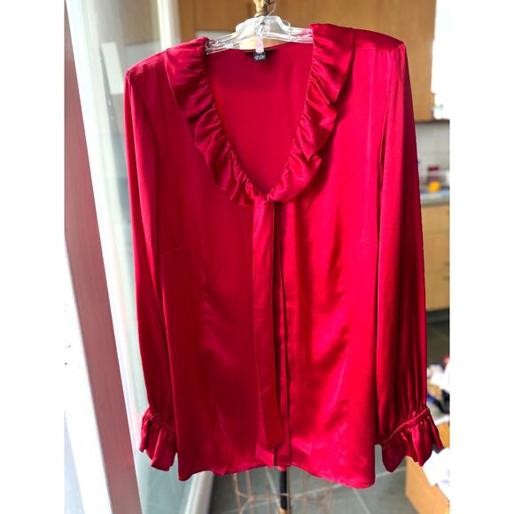 Alfani Woman100% Silk Ruby Red Flutter Collar and Cuffs LS Blouse Top Size 22W - Picture 1 of 6